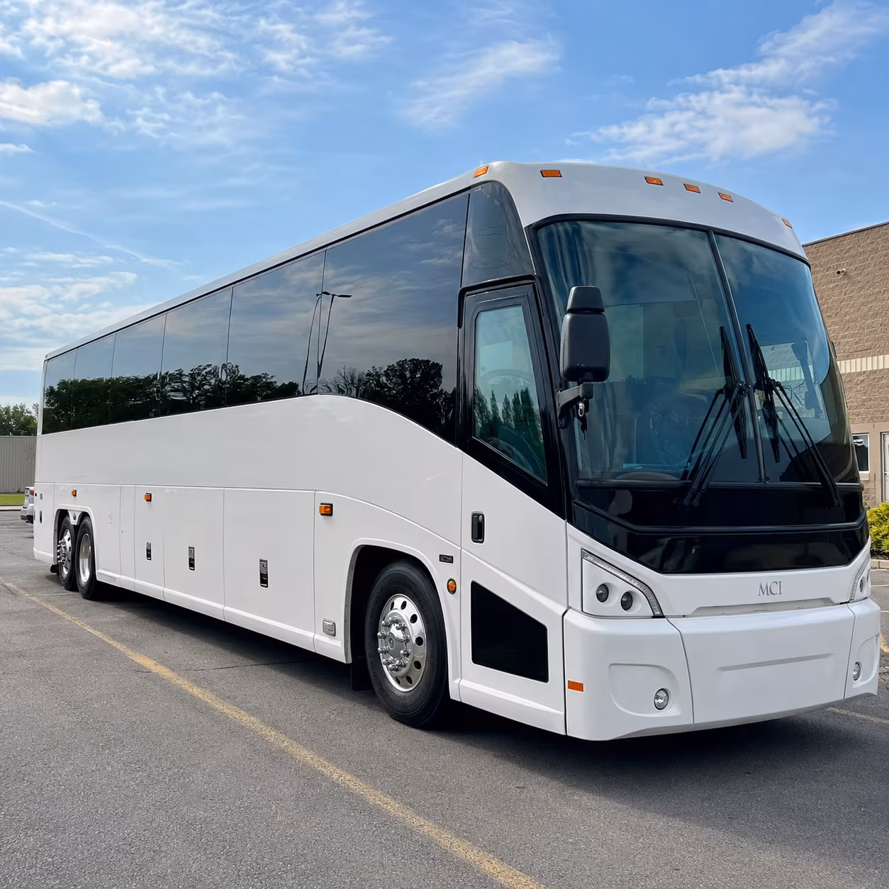 charter buses for corporate events at thanksgiving point