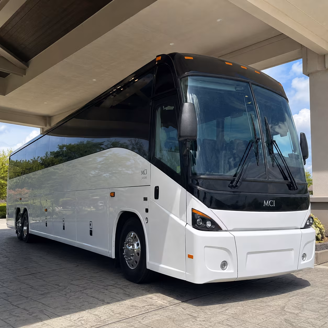 federal agency and government office shuttle buses between orem and salt lake city